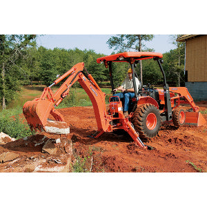 Kubota B26TLB Backhoe